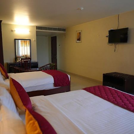 Mg Zion Hotel Tirupati Ngoại thất bức ảnh